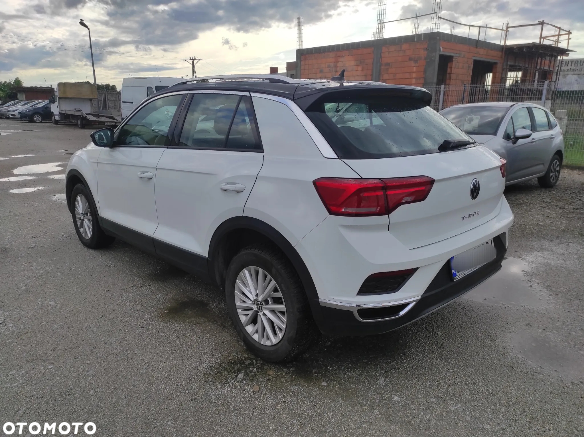 Volkswagen T-Roc - 3
