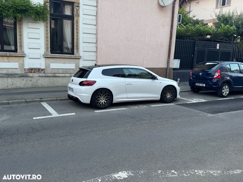 Volkswagen Scirocco 1.4 TSI DSG - 8