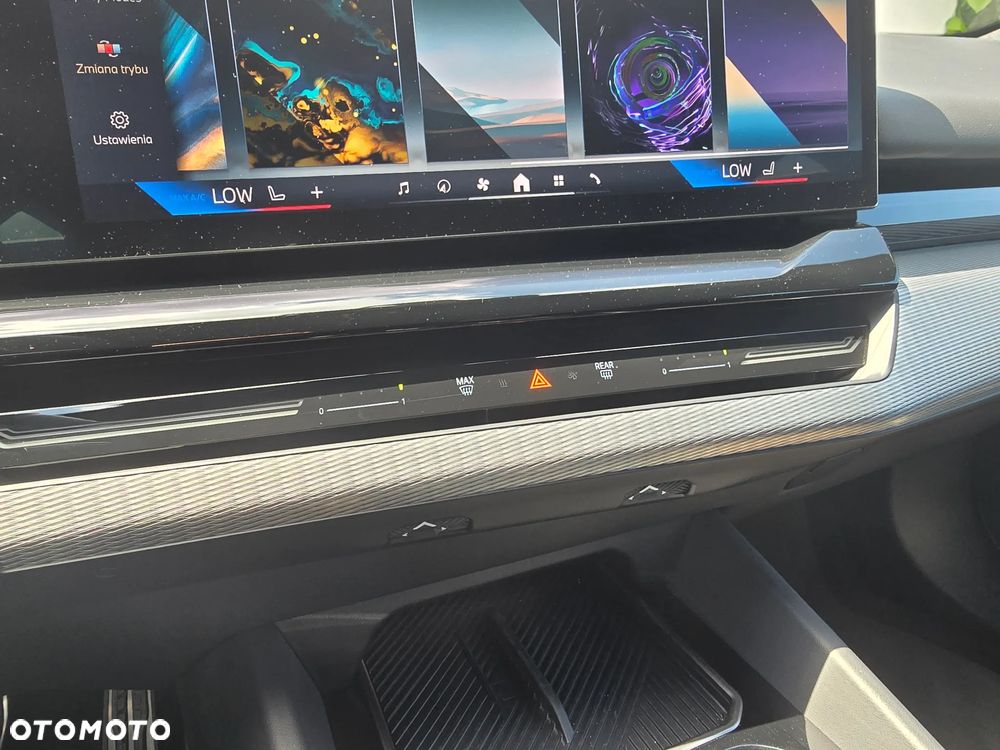 BMW Seria 5 520d xDrive - 26