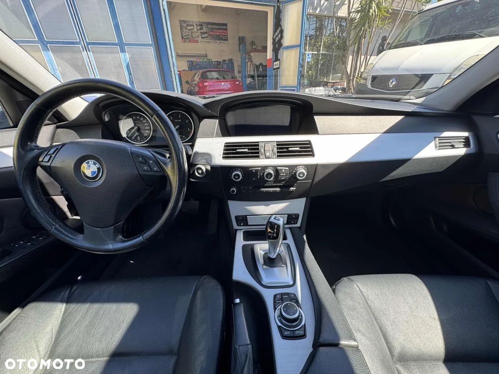 BMW Seria 5 520d - 10
