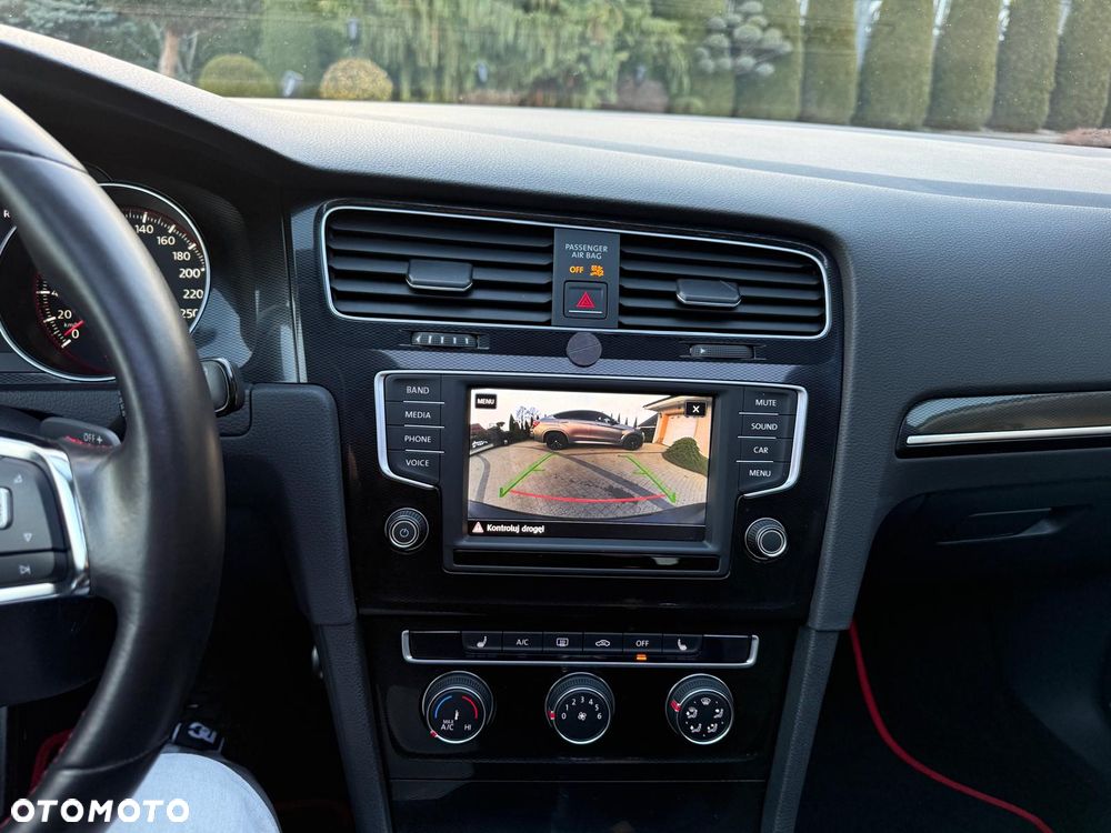 Volkswagen Golf GTI (BlueMotion Technology) DSG - 14