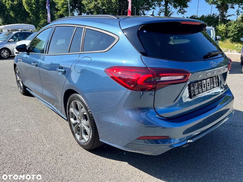 Ford Focus 1.0 EcoBoost mHEV ST-Line X - 11