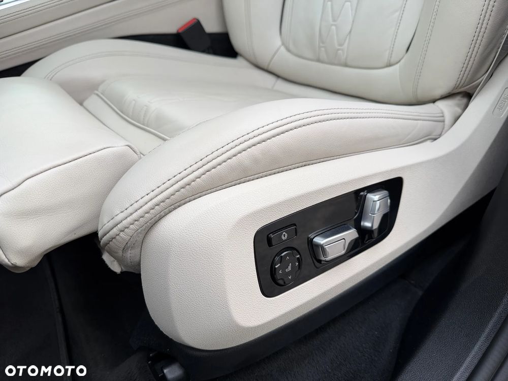 BMW X7 - 19