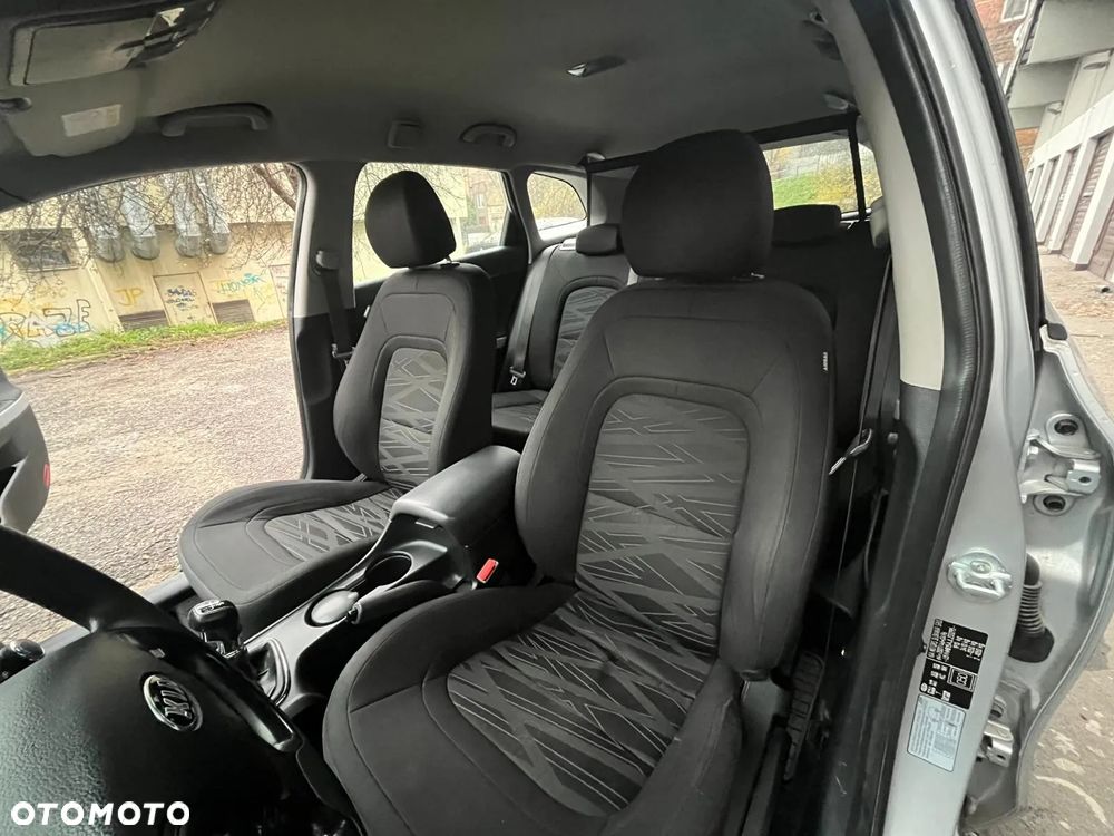 Kia Ceed 1.4 CRDi M - 9