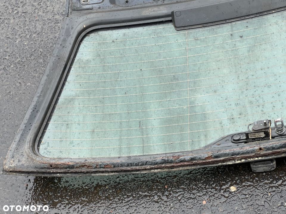 Szyba tylnej klapy bagażnika Bmw e39 kombi touring - 2