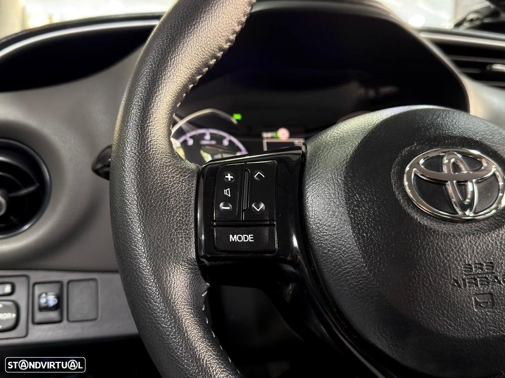 Toyota Yaris 1.0 VVT-i Exclusive - 23