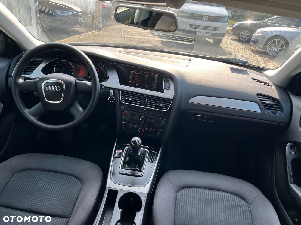 Audi A4 Avant 2.0 TDI DPF Attraction - 5