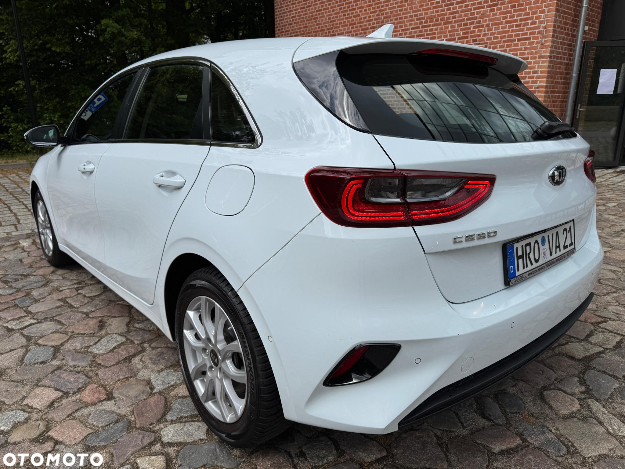 Kia Ceed 1.4 T-GDI DCT OPF Spirit - 4