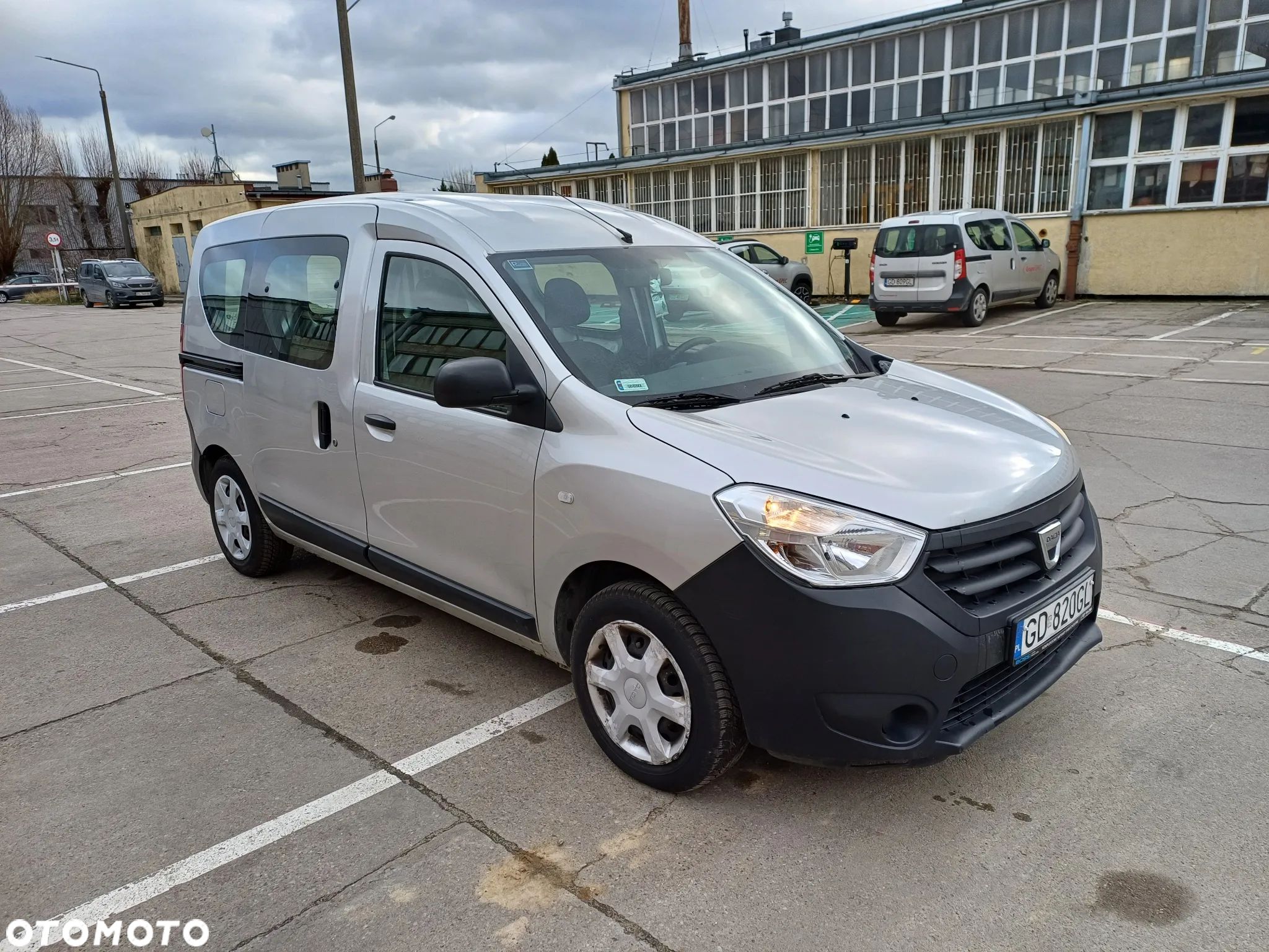 Dacia Dokker 1.6 Ambiance - 1