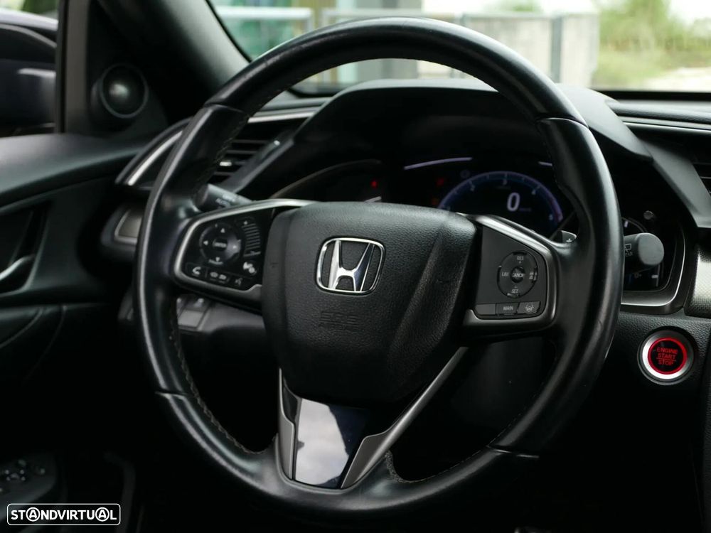Honda Civic 1.6 i-DTEC Executive Premium 9AT - 40