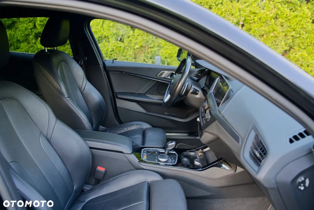 BMW Seria 1 118d Luxury Line - 11