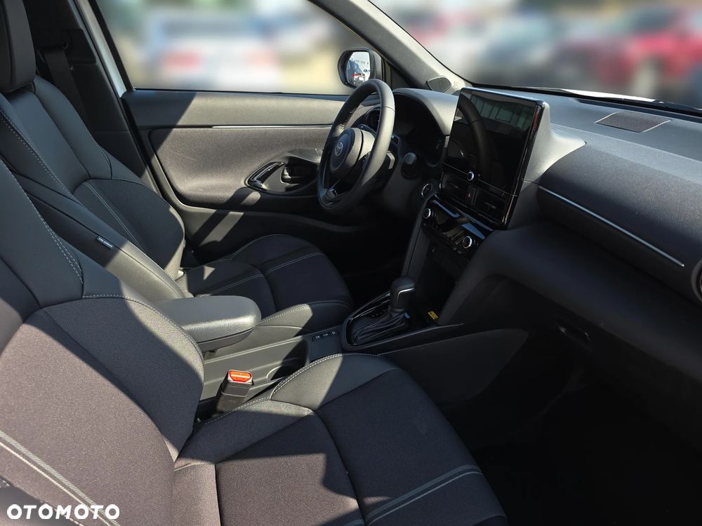 Toyota Yaris Cross Hybrid 1.5 Executive - 9