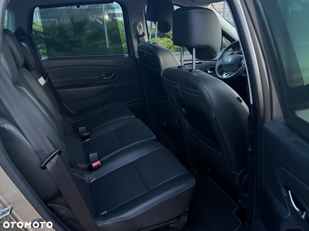 Renault Scenic Energy TCe 115 S&S LIMITED - 11