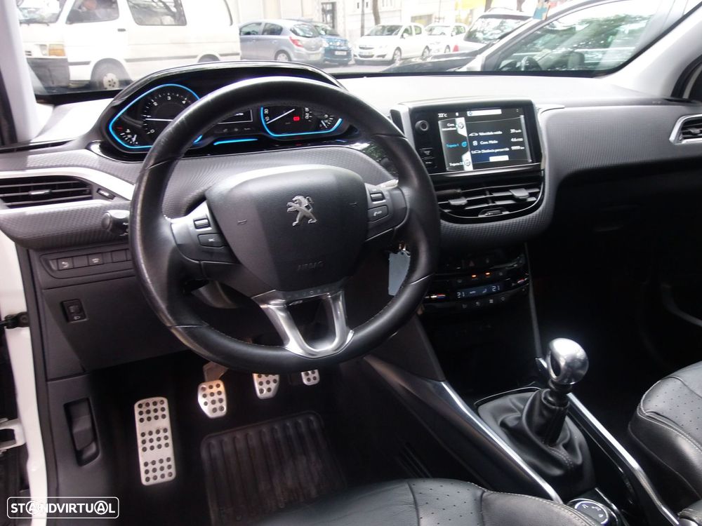 Peugeot 2008 e-HDi FAP 115 STOP & START Business-Line - 31