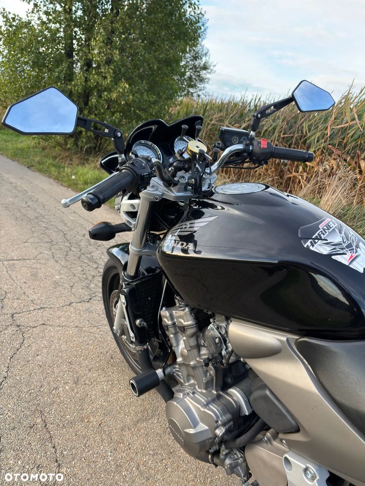 Honda Hornet - 12