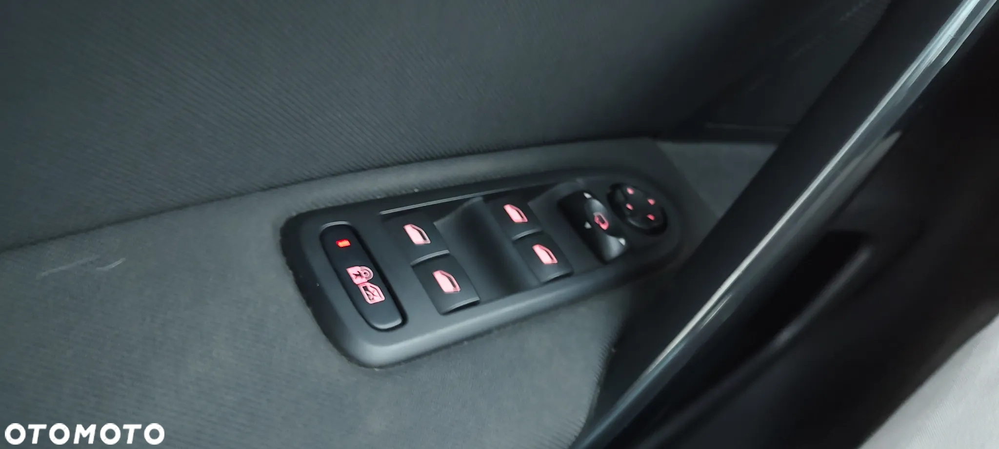 Peugeot 508 1.6 e-THP Allure S&S - 17