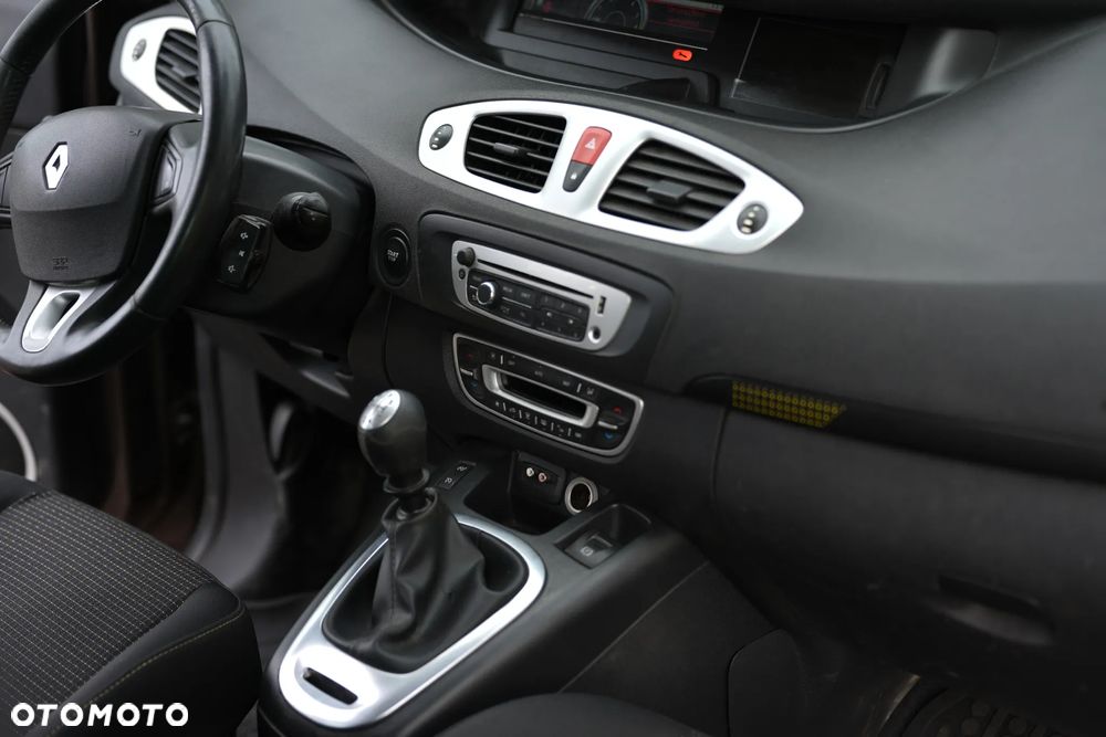 Renault Scenic 1.9 dCi FAP Exception - 5