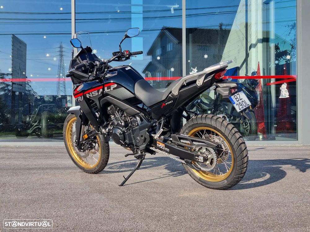 Honda Transalp XL750 - 4