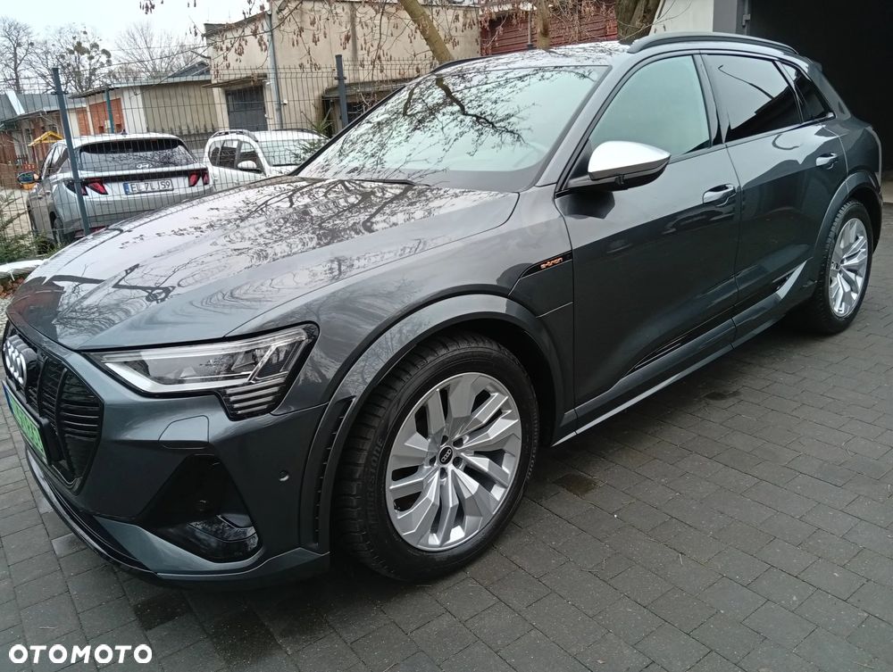 Audi e-tron - 1