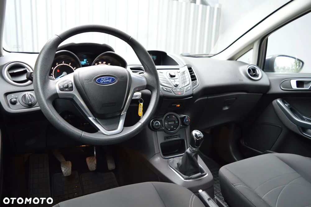 Ford Fiesta - 19