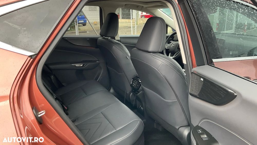 Lexus Seria NX 450h+ AWD CVT PHEV Luxury - 7