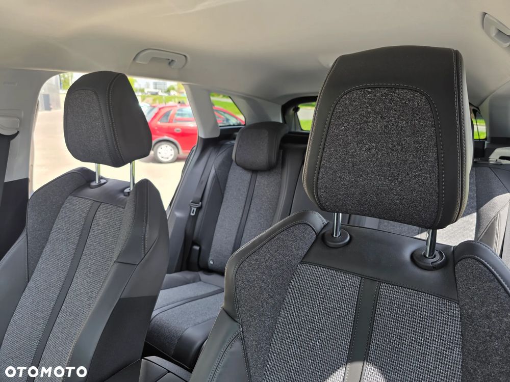 Peugeot 3008 1.6 THP Allure S&S EAT6 - 29