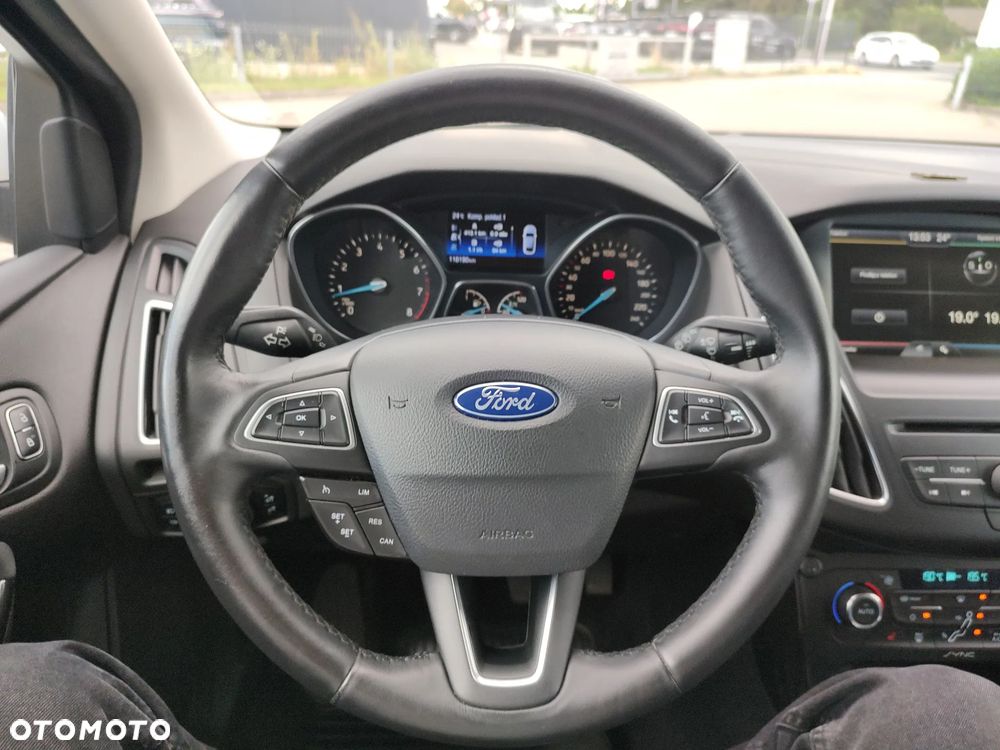 Ford Focus 1.5 EcoBoost Titanium ASS - 23
