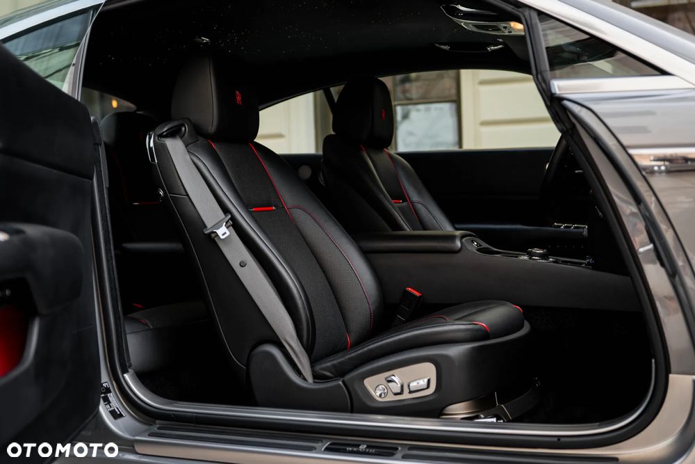 Rolls-Royce Wraith - 3