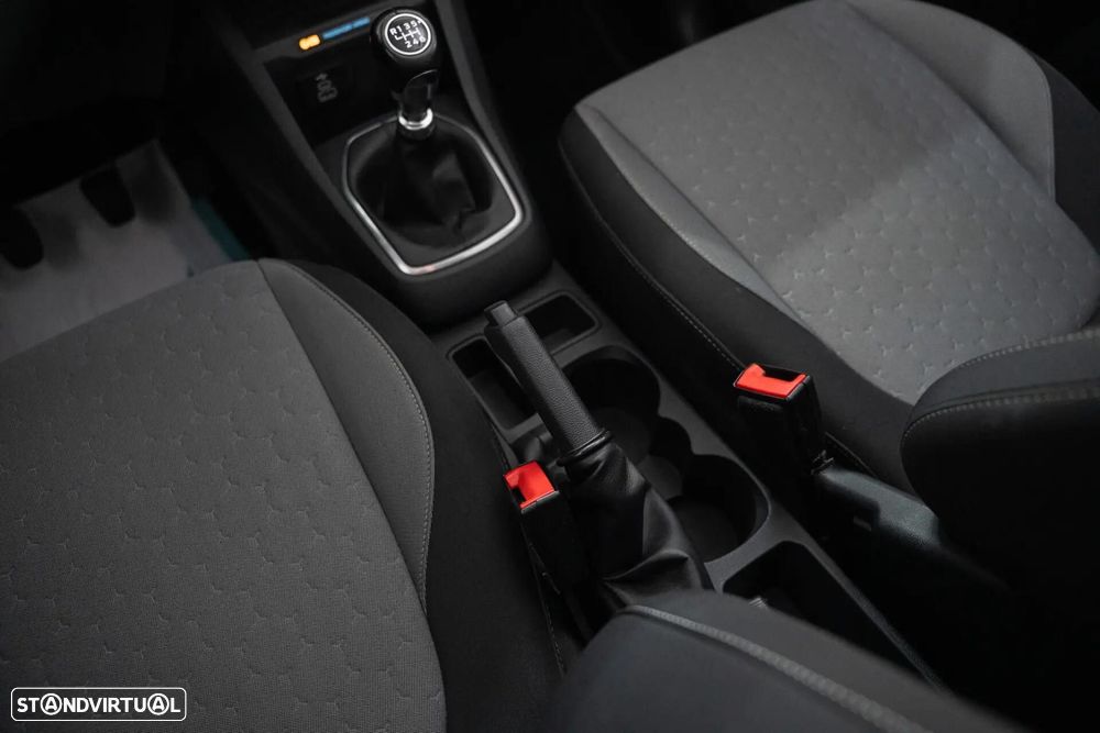 Ford Tourneo Courier 1.0 EcoBoost Titanium - 19