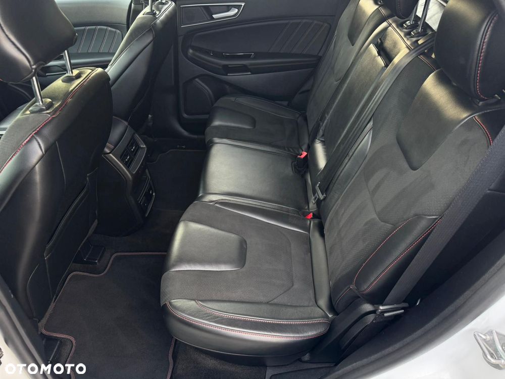 Ford Edge 2.0 EcoBlue Bi-Turbo 4x4 ST-LINE - 32