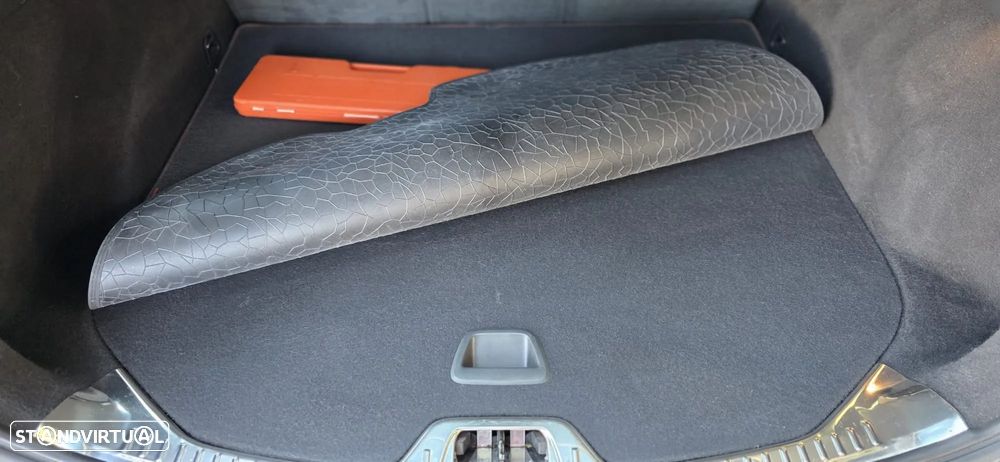 Volvo V60 2.0 D3 VOR Geartronic - 30