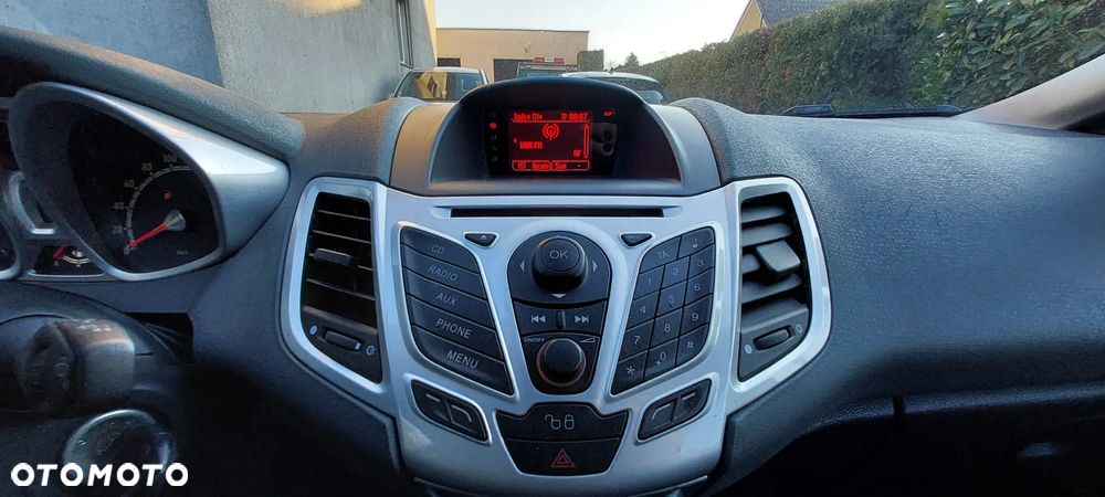 Ford Fiesta 1.25 Titanium - 15