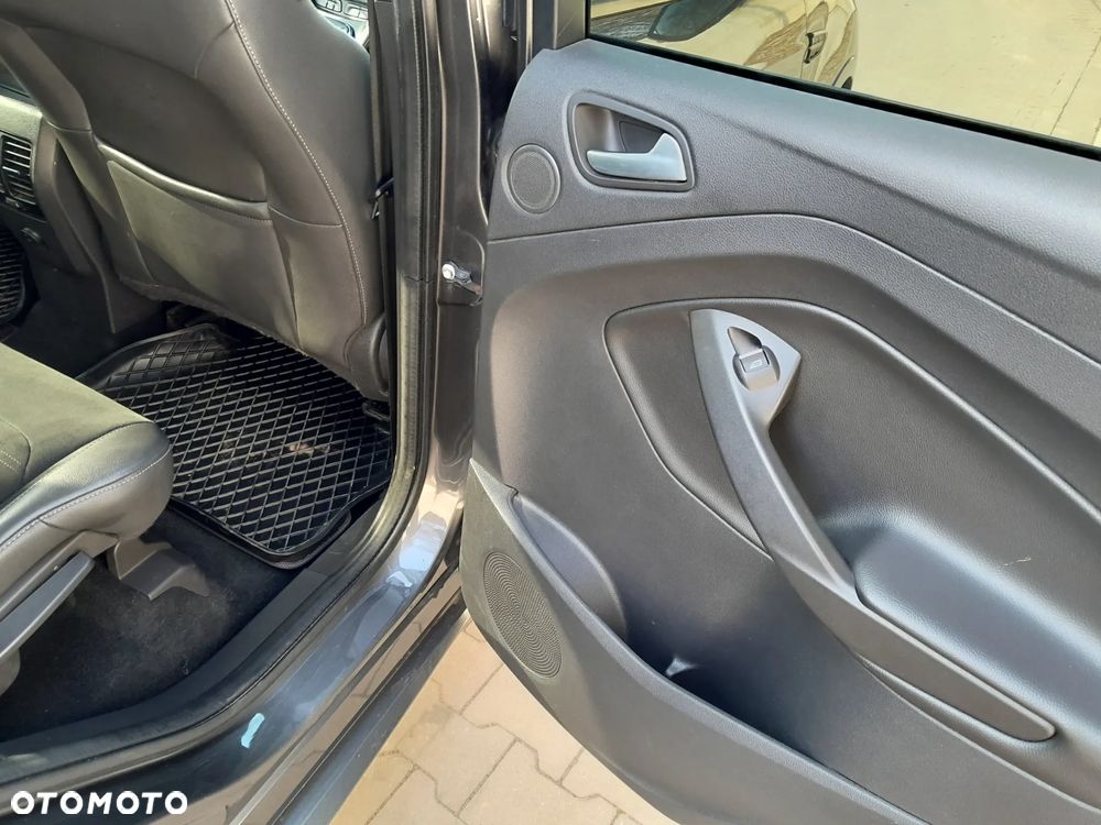Ford Kuga 1.5 EcoBoost FWD ST-Line ASS - 13