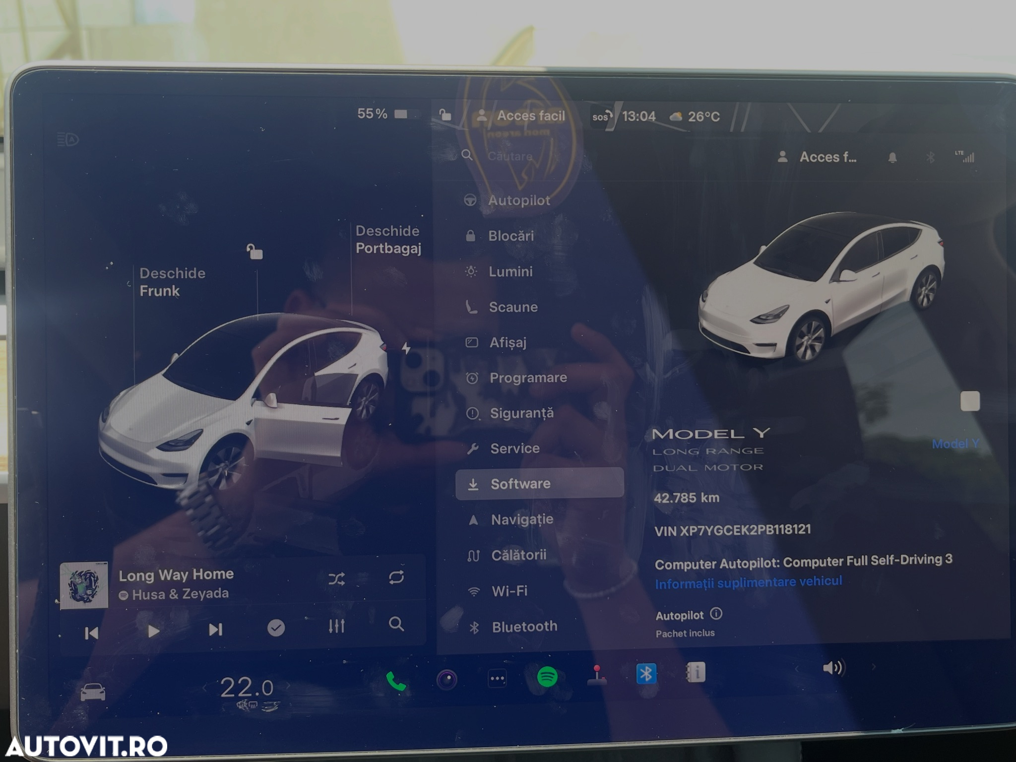 Tesla Model Y AWD Long Range - 37