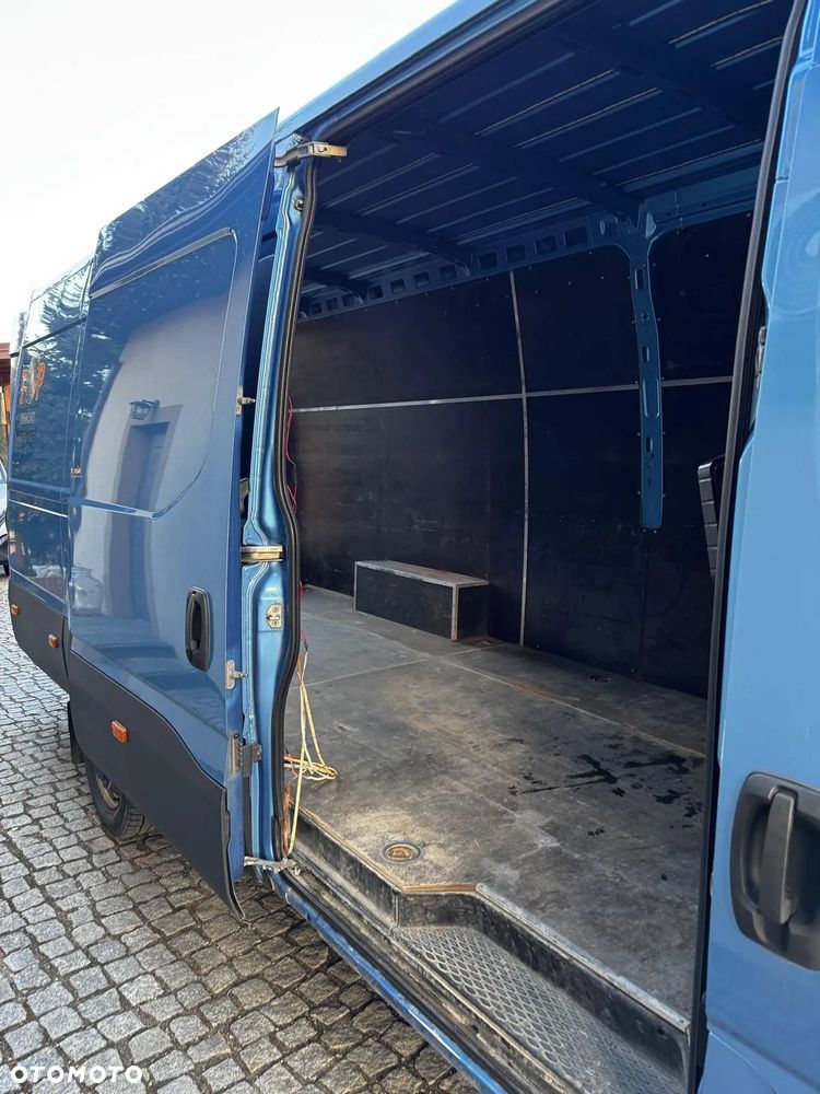 Iveco DAILY 35S18 - 13
