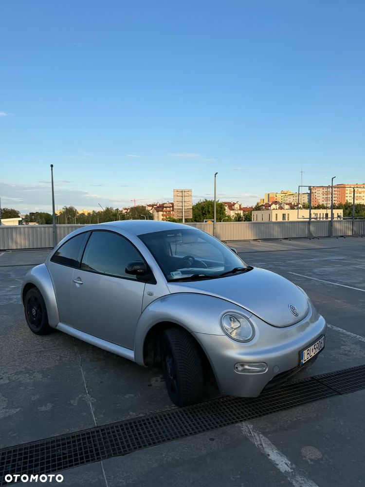 Volkswagen New Beetle 2.0 - 1