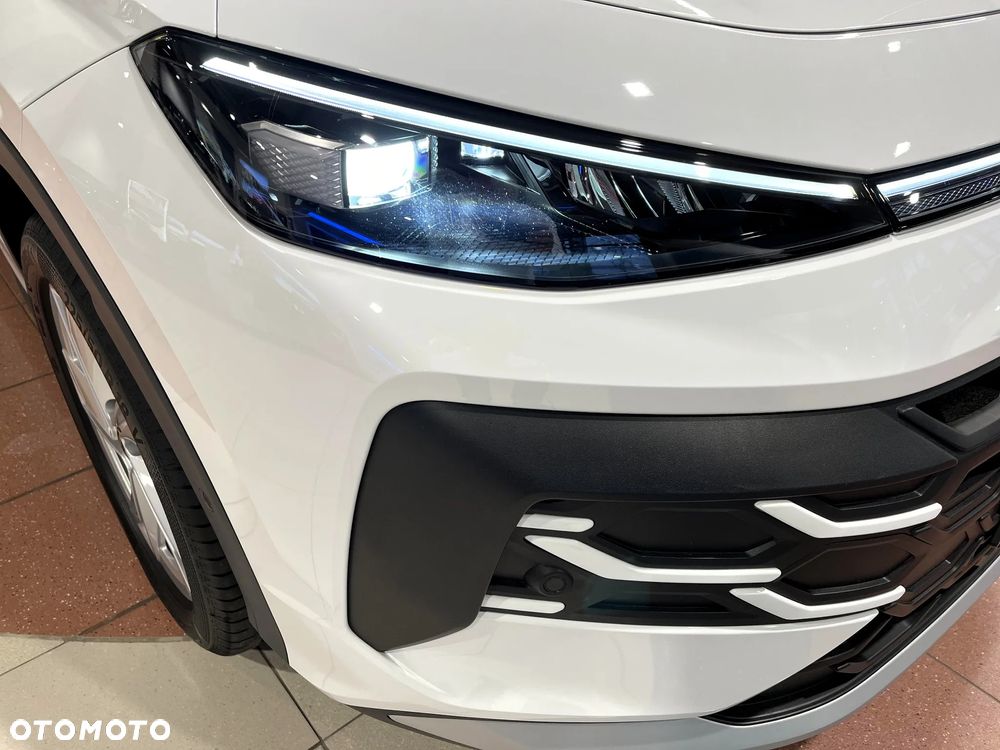 Volkswagen T-Roc 1.5 eTSI Life DSG - 38