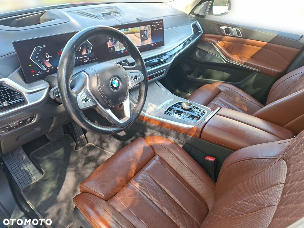 BMW X7 xDrive40d mHEV - 11