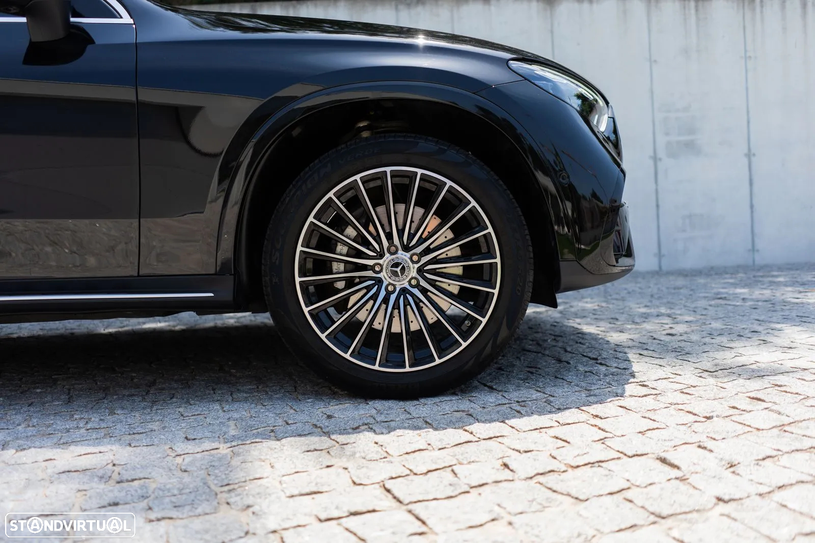 Mercedes-Benz GLC 300 e 4Matic - 40