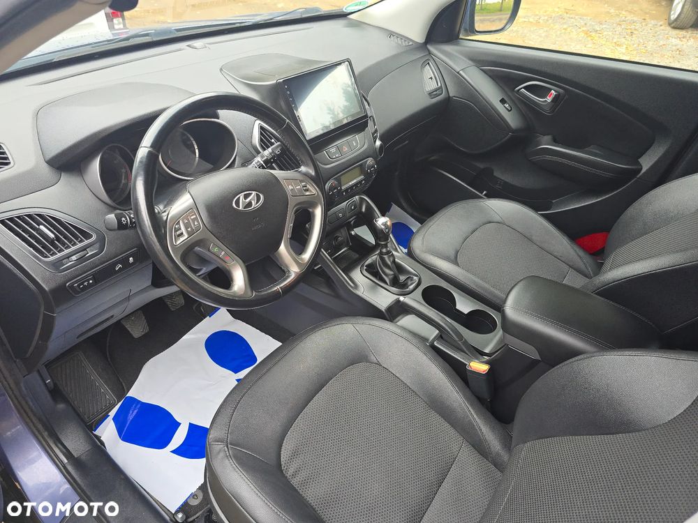 Hyundai ix35 blue 1.6 2WD Finale - 9