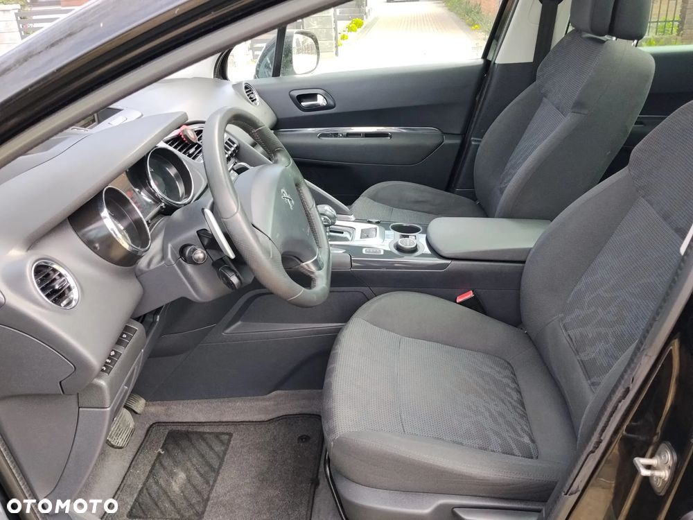Peugeot 3008 2.0 HDi Premium - 8