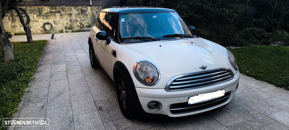 MINI 3 Portas Cooper D Auto - 1
