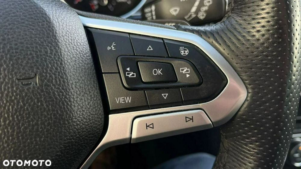 Volkswagen Passat - 18