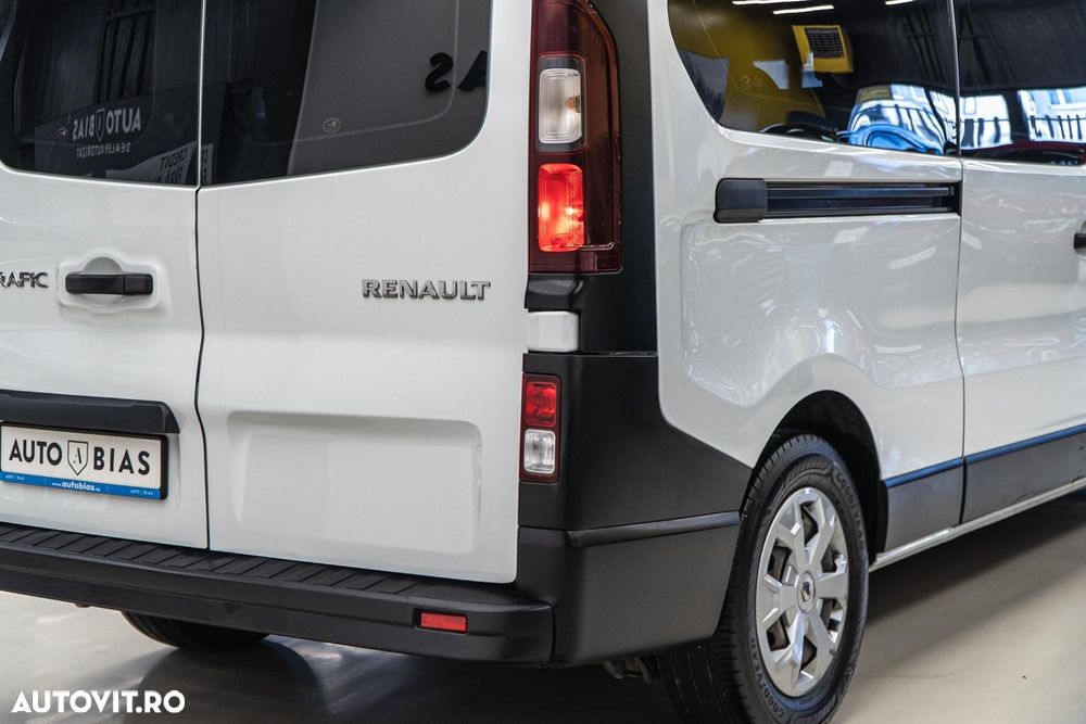 Renault Trafic 2.0 Blue dCi 110 S&S L2 8+1 Life - 41