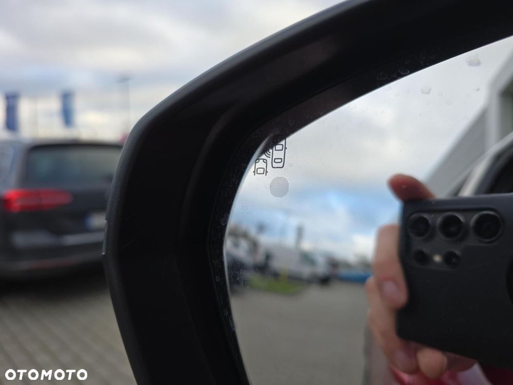 Peugeot 3008 1.5 BlueHDi Allure Pack S&S EAT8 - 17