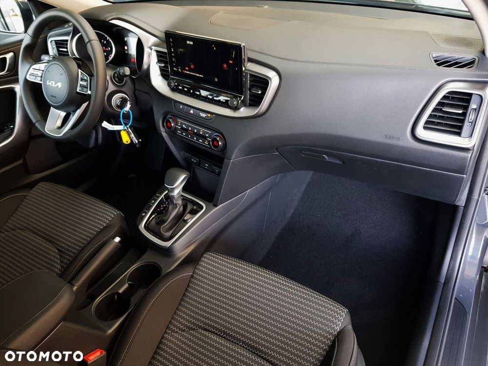 Kia XCeed 1.6 T-GDI M DCT - 24