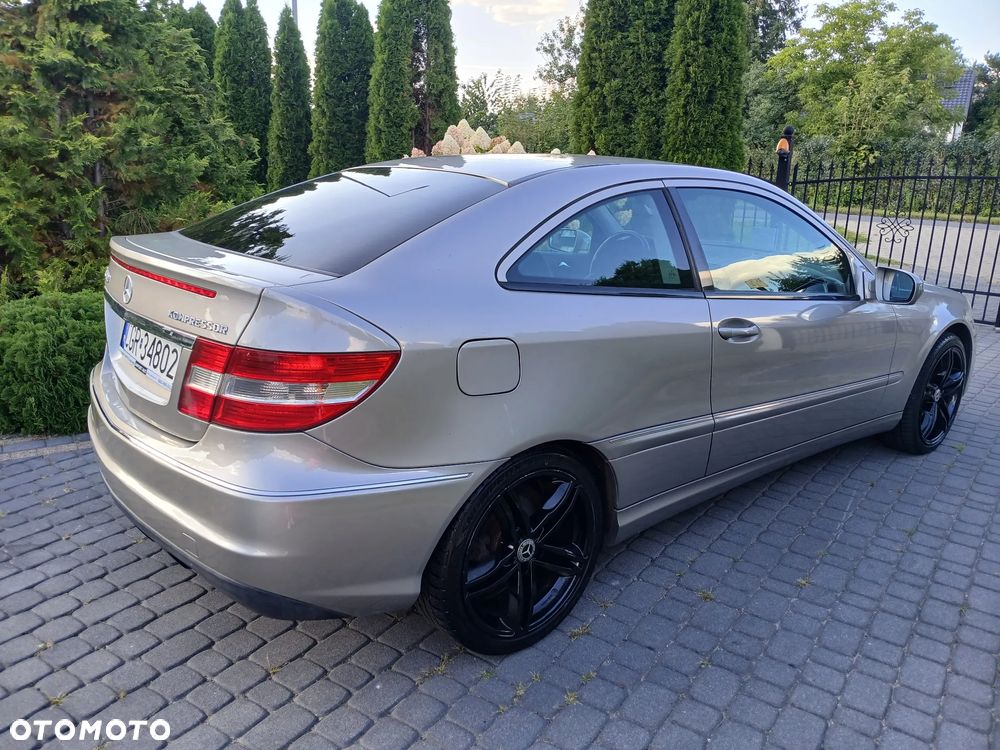 Mercedes-Benz CLC - 15