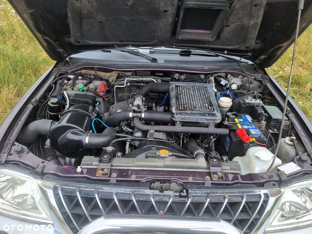 Mitsubishi L200 - 18