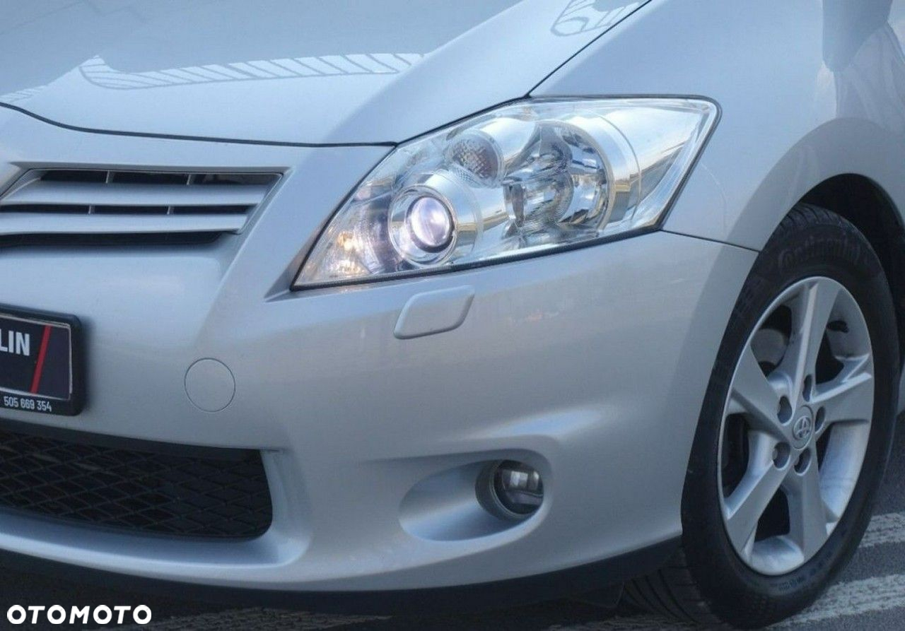 Toyota Auris - 8