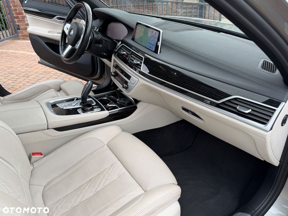 BMW Seria 7 730d xDrive - 16